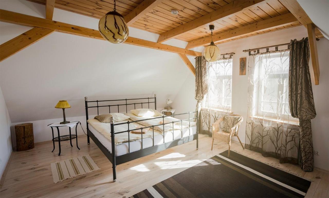 Miodowa Kolonia Bed & Breakfast Białowieża Екстериор снимка